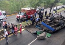 Al menos 10 lesionados, al volcar un Tata Lázaro