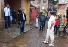 Alcalde recorre zonasAfectadas por tromba