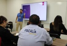 FGE Michoacán fortalece atención a personas sordas mediante capacitación en Lengua de Señas Mexicana