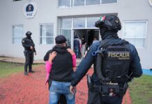 Rescatan FGE, SIE, DEFENSA y GN a dos víctimas de secuestro en Pátzcuaro